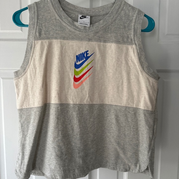 Nike tank top large - Picture 1 of 4